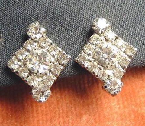 Vintage Rhinstone Earrings Diamond Shape Design - Click Image to Close